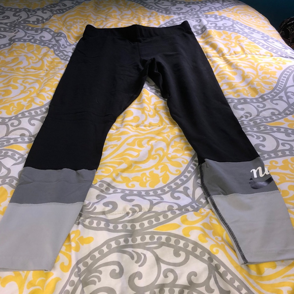 Nike leggings